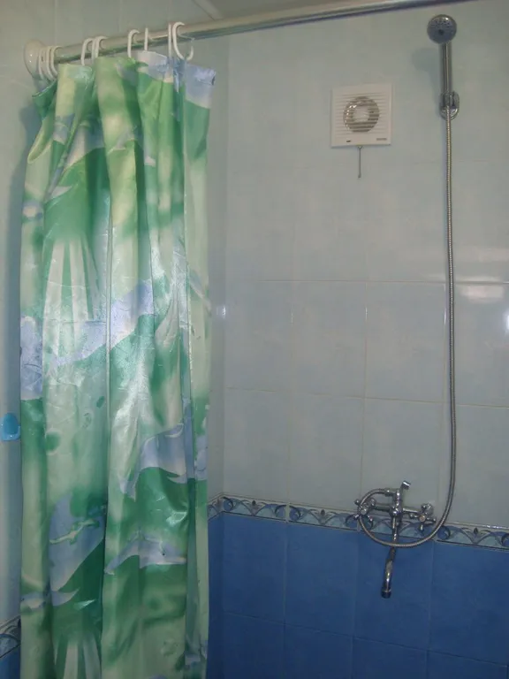 Уютная двухкомнатная квартира с беседкой