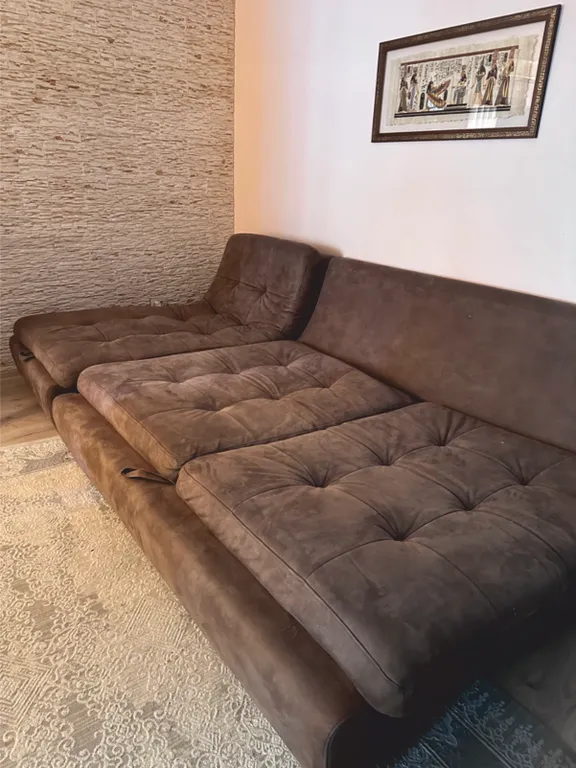 Уютный дом с отдельным двором, зоной барбекю и парковочным местом