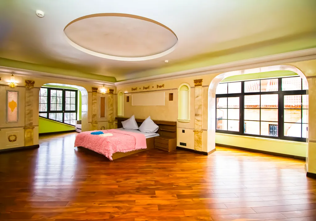 Шикарный дом с сауной, бассейном, караоке