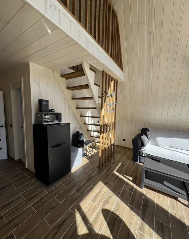 Домик в сосновом лесу с банным чаном