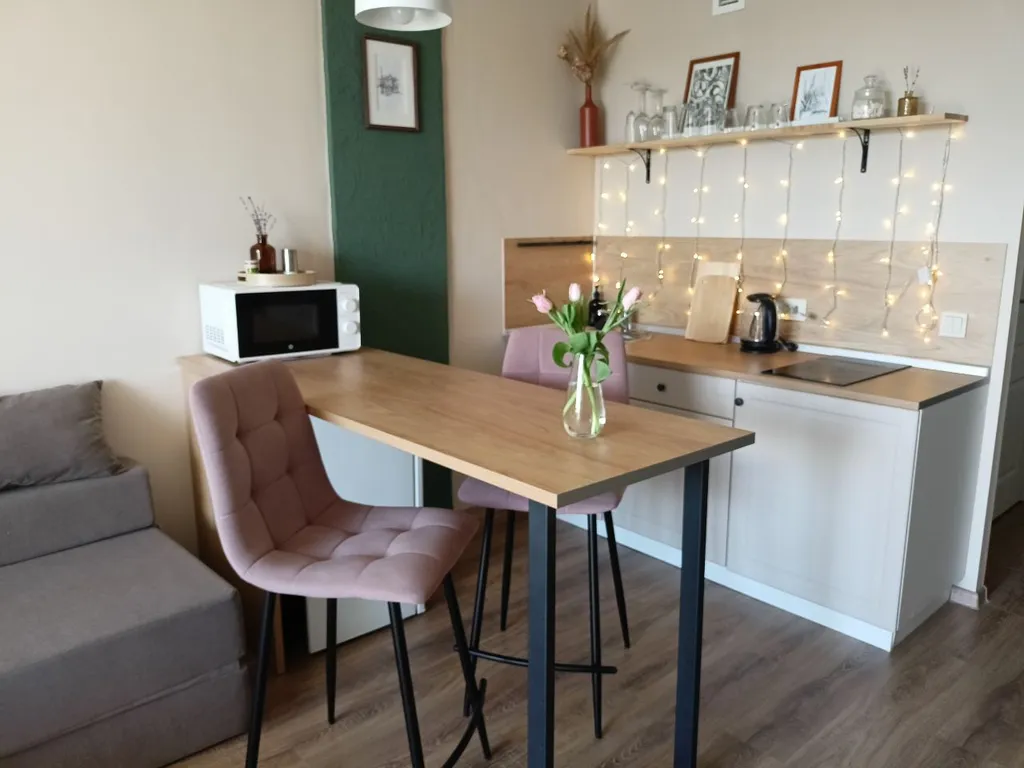 Просторная студия с атмосферой уюта и комфорта