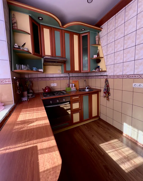 Просторный апартамент с раздельными комнатами в сердце Пскова