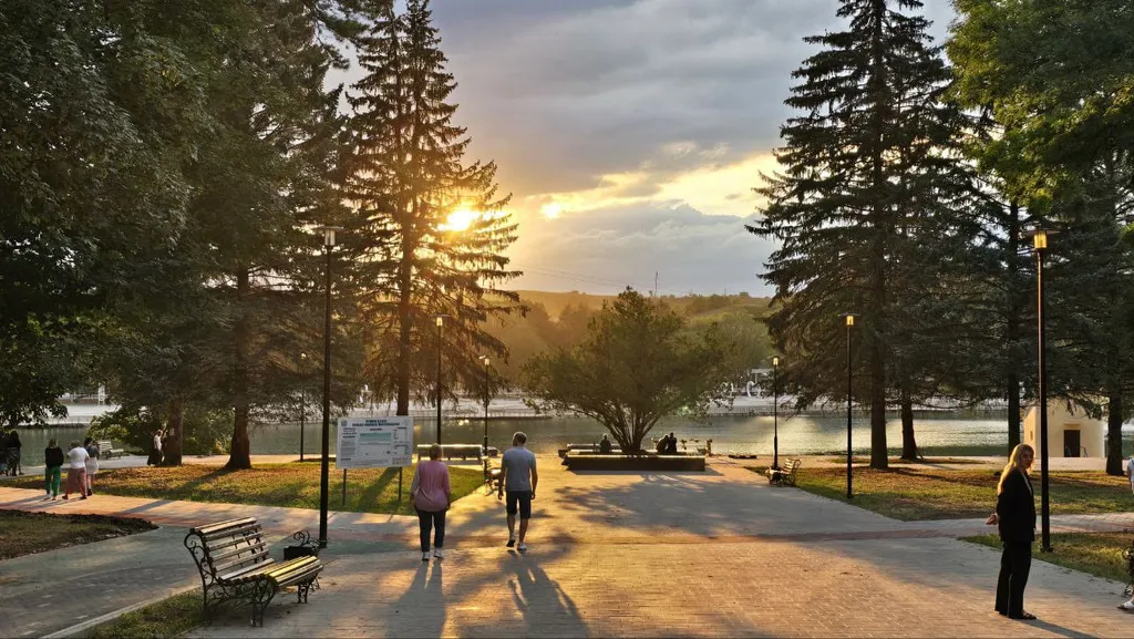 Komsomolsky Park
