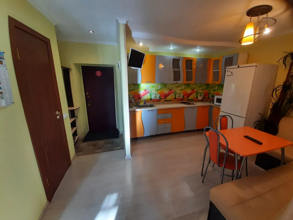 Уютная квартира у метро Козья Слобода и Чаши