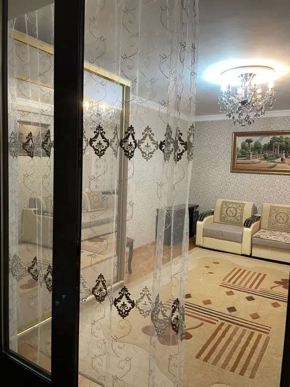 Квартира со своим двором у набережной