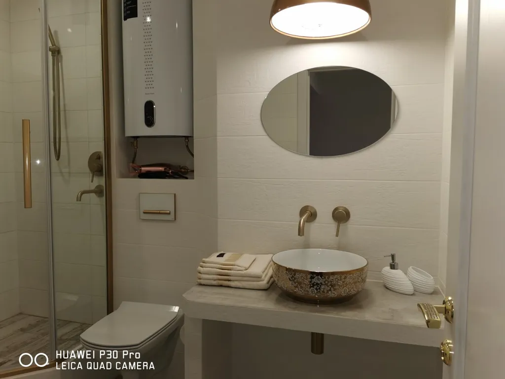 С видом на Площадь