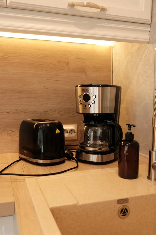 Большой уютный дом с видом на лес