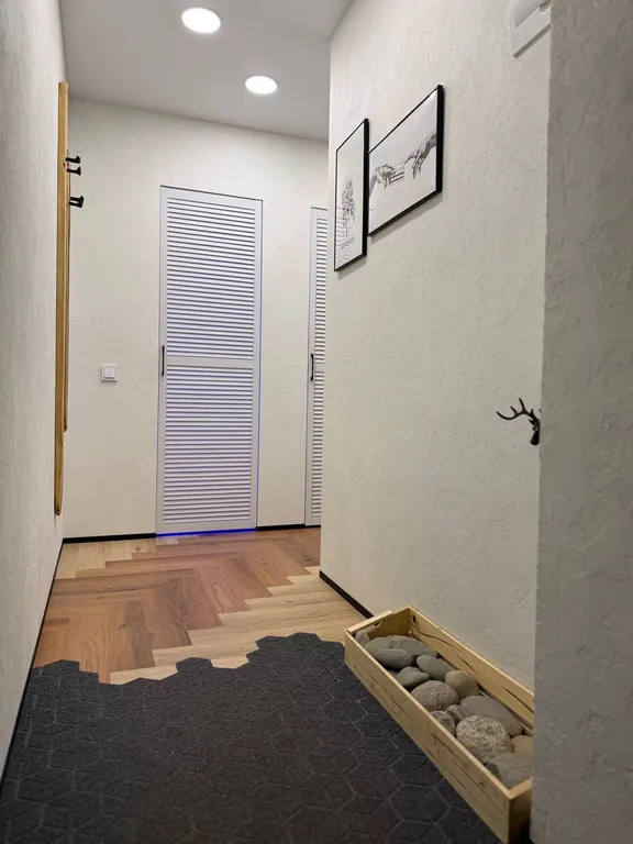 Дизайнерская однушка в центре, современный формат