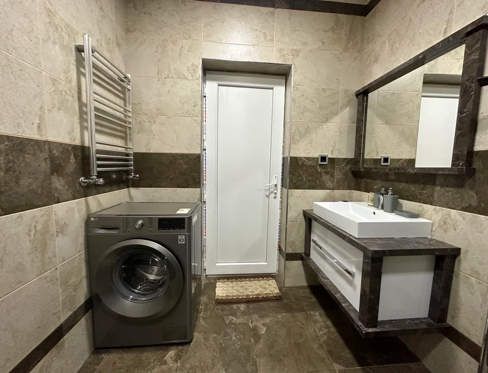 F1 Hard Rock City Center Apartment