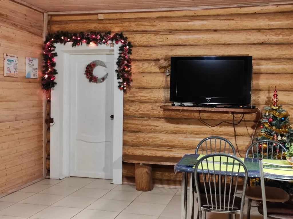 Теплый дом в русской деревне