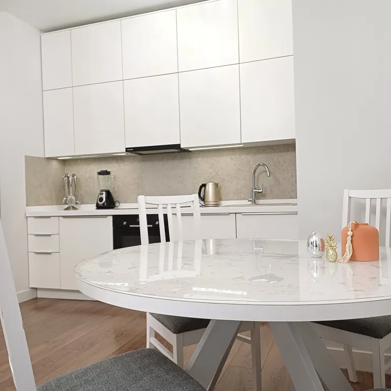 Уютная трёхкомнатная в ЖК Тerra, вблизи ТРЦ Мега