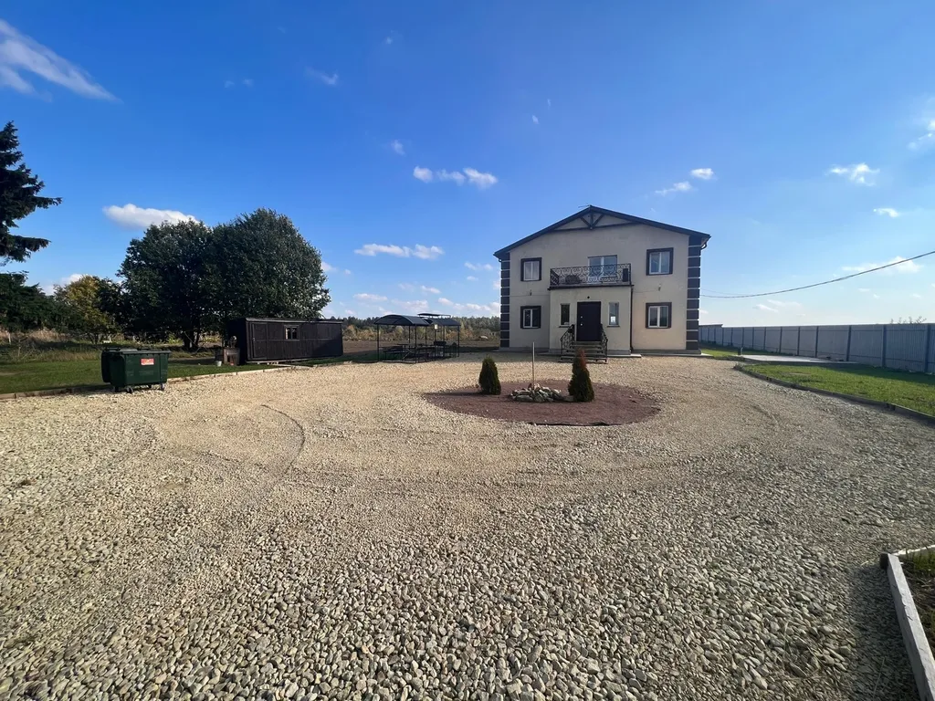 Коттедж Каренина с бассейном