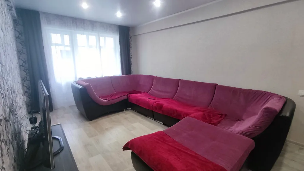 Уютная квартира в спальном районе, заселение до 5 человек