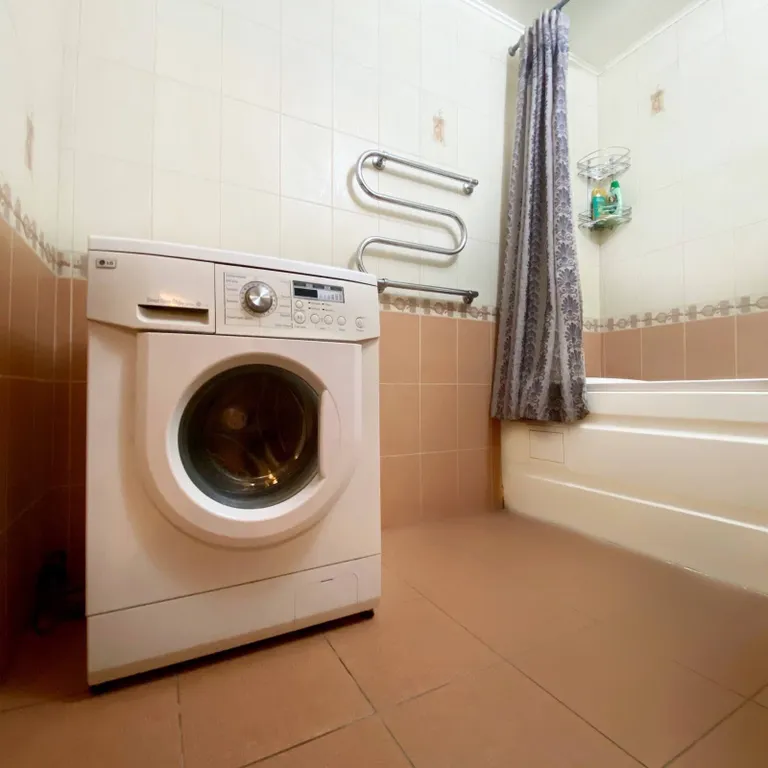 4-комнатная Квартира