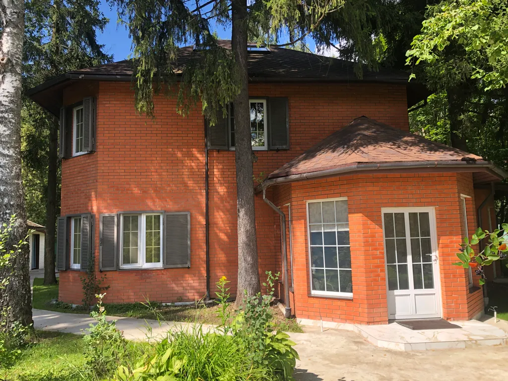 4-комнатный Дом