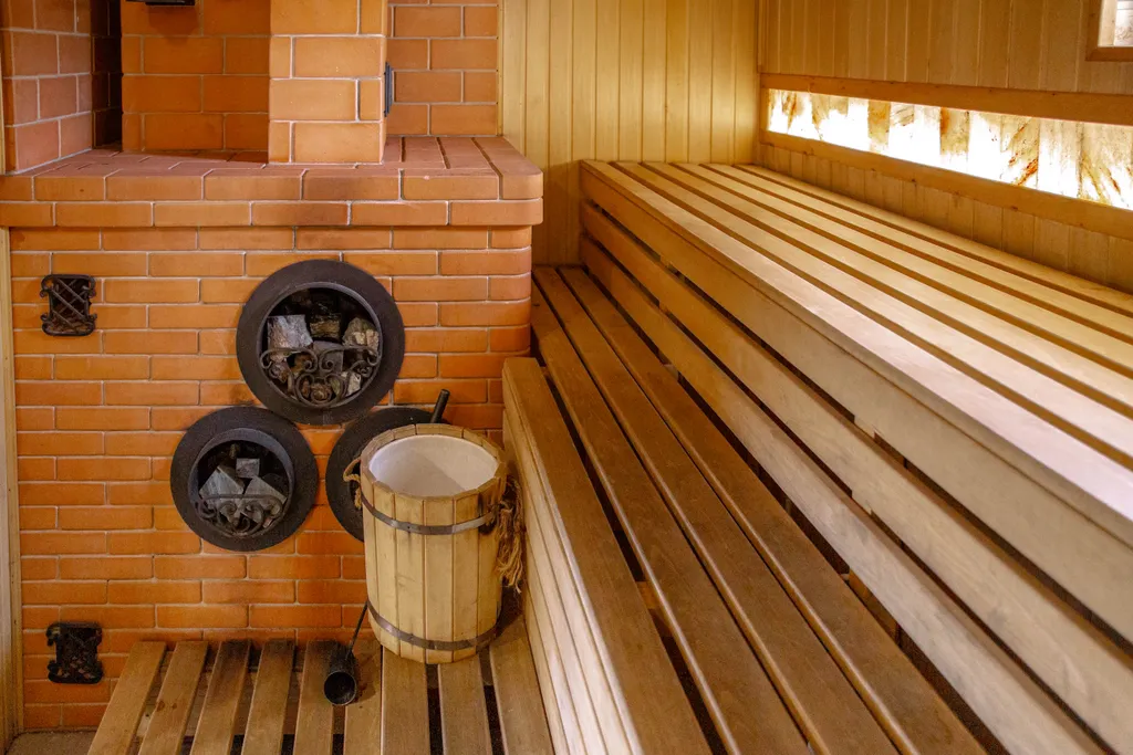 Двухэтажный коттедж с баней