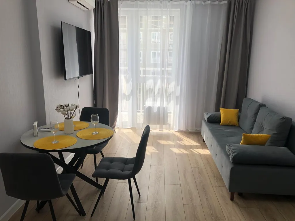 Квартира Уютная современная квартира с балконом — Адлер