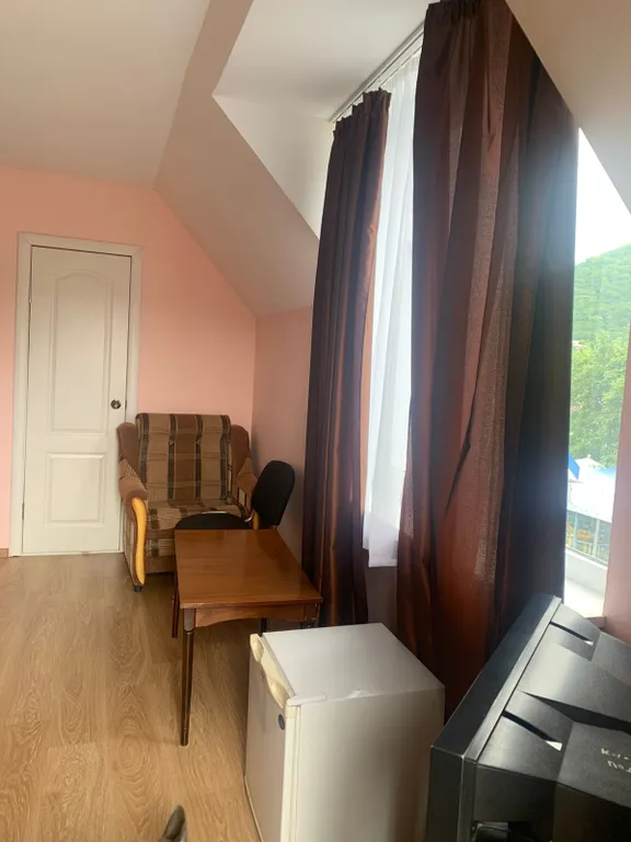 Квартира Комната — аренда посуточно в Небуг