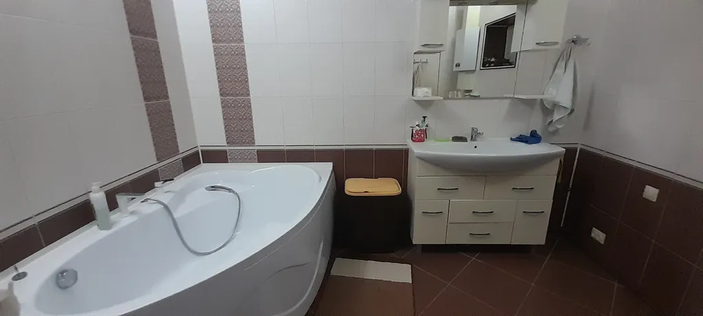 Новый каменный дом со всеми удобствами