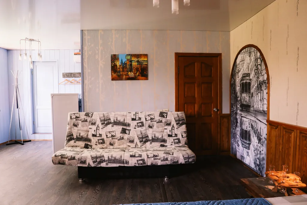 Коттедж Удивительный дом, студия, вход с улицы — Казань