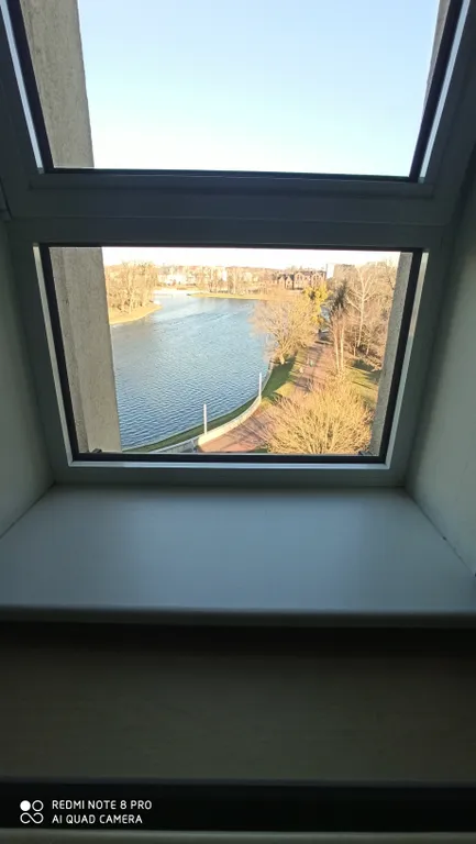 Квартира у озера