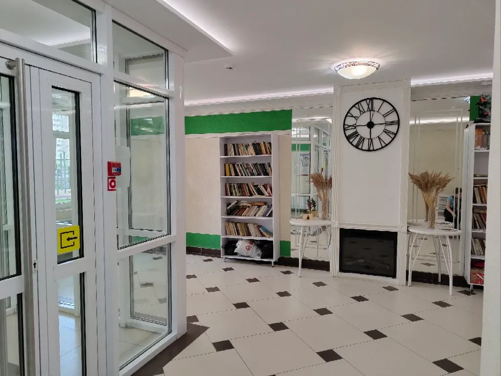 2к квартира на Ивана Захарова