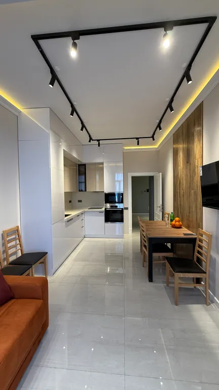 3-комнатная квартира с видом на море для большой семьи