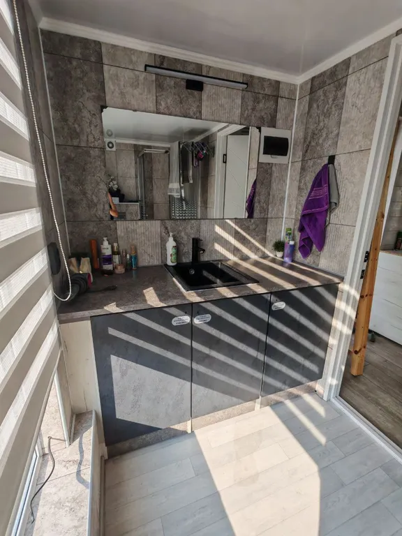 Дача на озере с баней и чаном