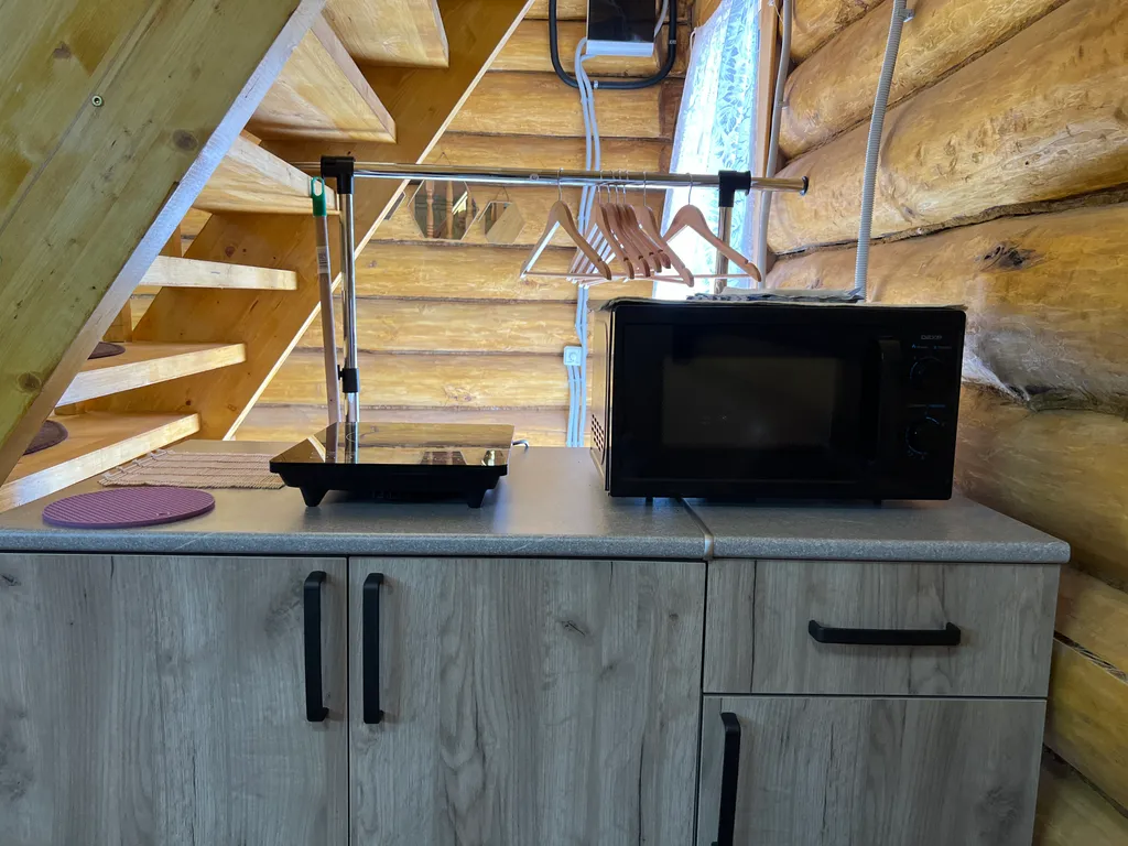 Загородный коттедж из сруба с баней, чаном, купелью и мангальной зоной