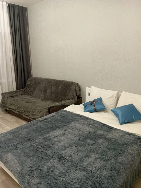 Квартира Квартира Уютная большая студия — Екатеринбург