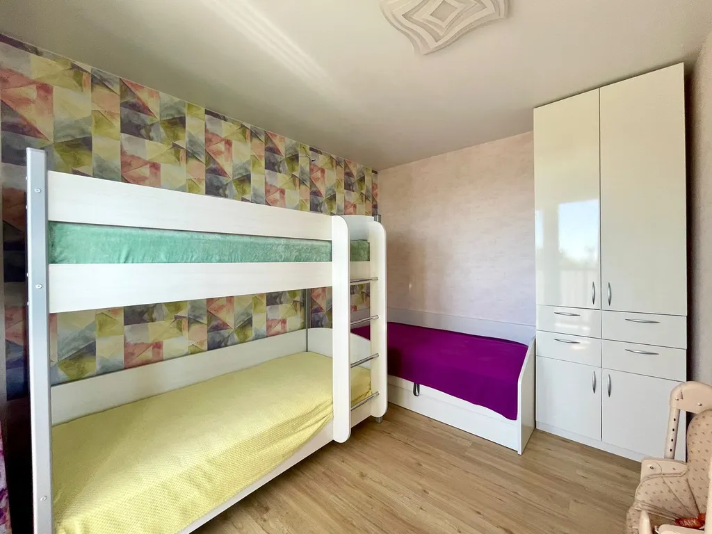 Двухкомнатная квартира с видом на море