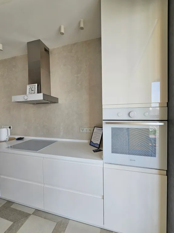 Апартаменты Радуга в центре, рядом два больших торговых центра