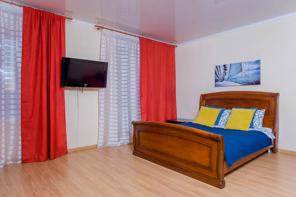 Студия рядом с ПрезидентОтелем и МВД