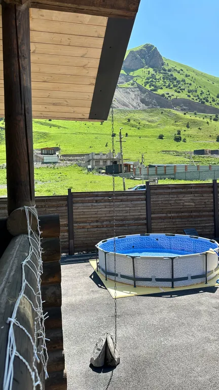 Дача из сруба в Барзикау рядом с Верхним Фиагдоном с бассейном