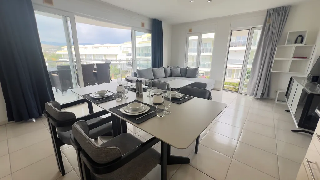 Квартира дуплекс рядом с морем