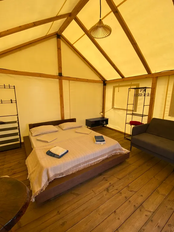 Глэмпинг с видом на море