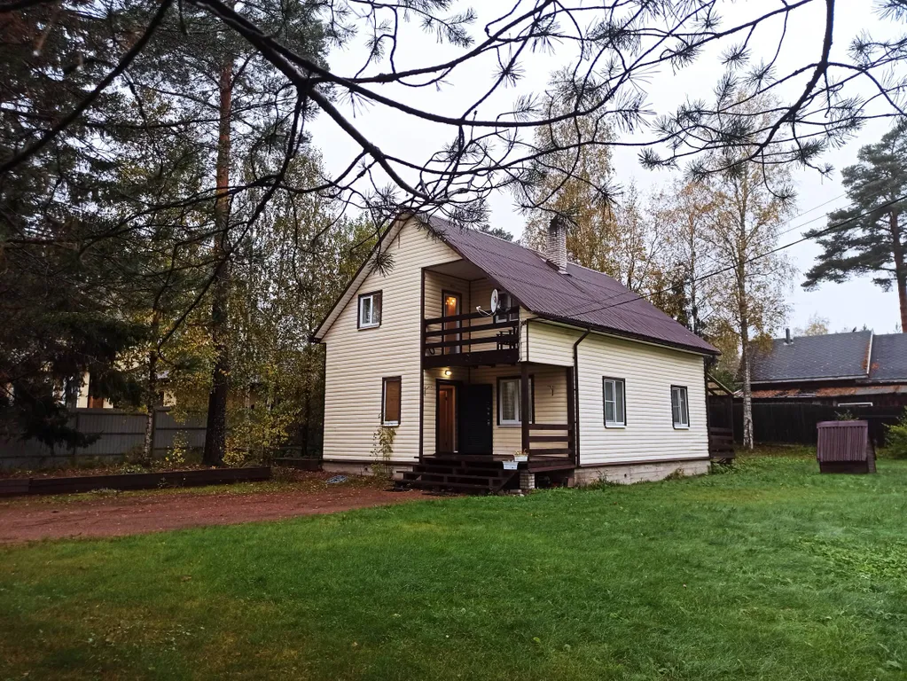 Коттедж Уютный коттедж в охраняемом ДНТ — Агалатово