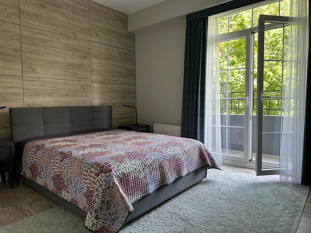 Штольц 2-ух комнатные апартаменты 75м