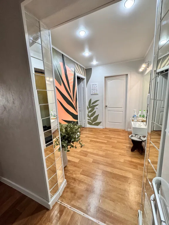 Большая двухкомнатная квартира, с отдельными спальнями и большой кухней — аренда посуточно в Магнитогорск