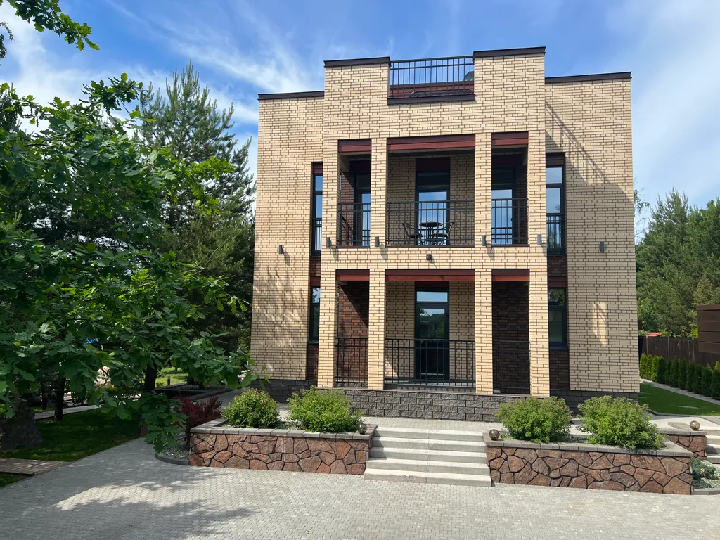 Загородный дом Räisälä с сауной, банным чаном и летним бассейном