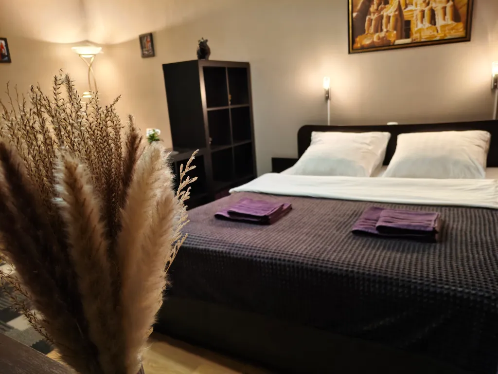 Просторная квартира с балконом в центре — аренда посуточно в Мурманск