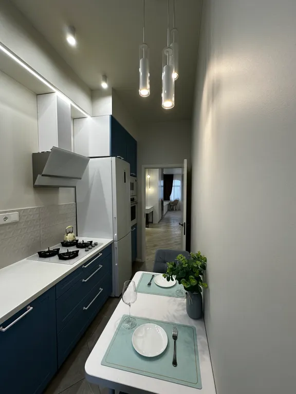 Апартамент в историческом доме с видом на стадион Калининград и закат