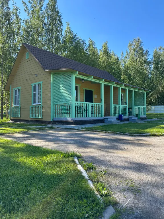 Дом на два входа в Родной Усадьбе на озере Вуокса