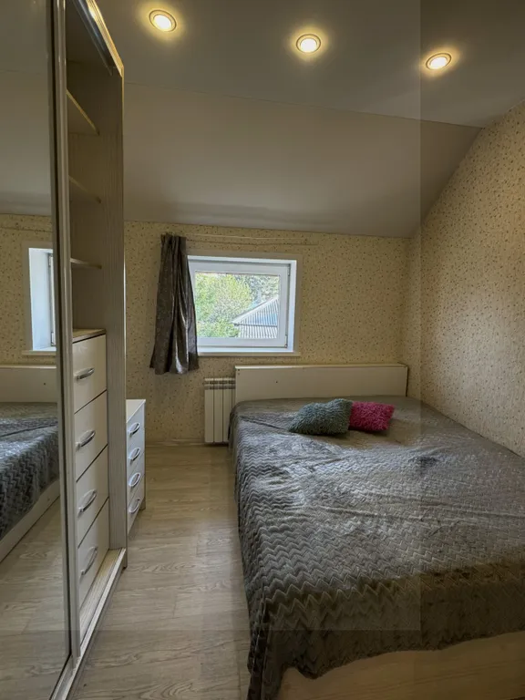 Уютный коттедж с баней и тёплым бассейном