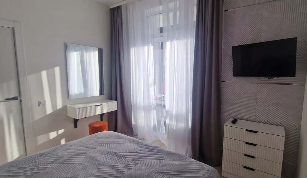 Уютная квартира у пруда