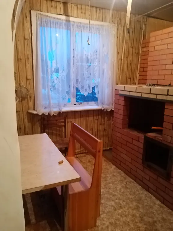 Домик рядом с озером для отдыха