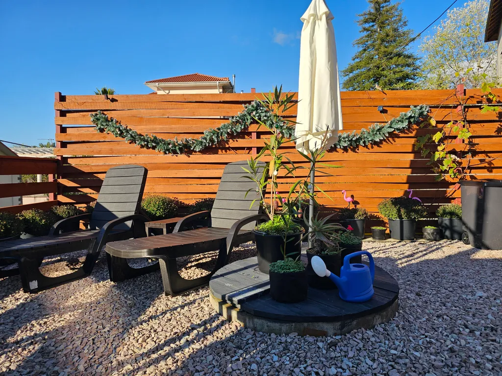 Дом а-фрейм с банным чаном, бассейном, беседкой, парковкой в Сочи