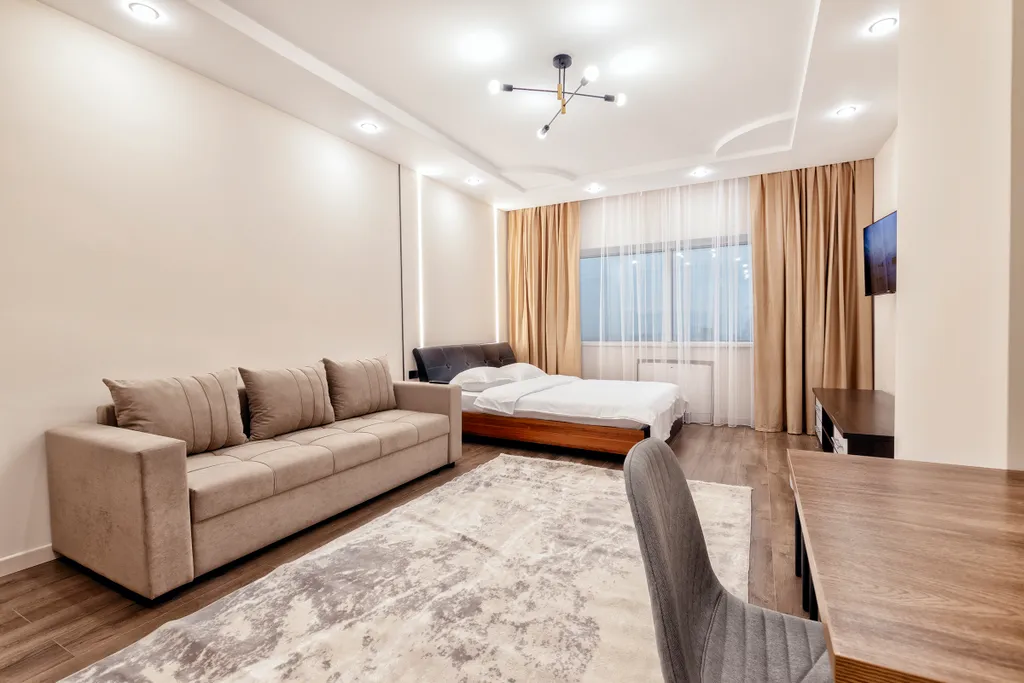 Элитные апартаменты с панорамным видом из окна в самом центре столицы