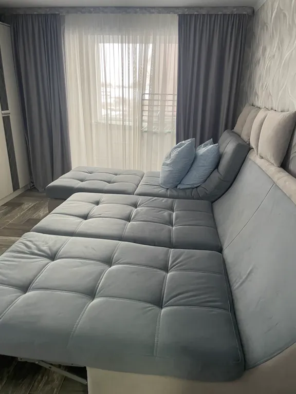 Современная квартира двухкомнатная в центре