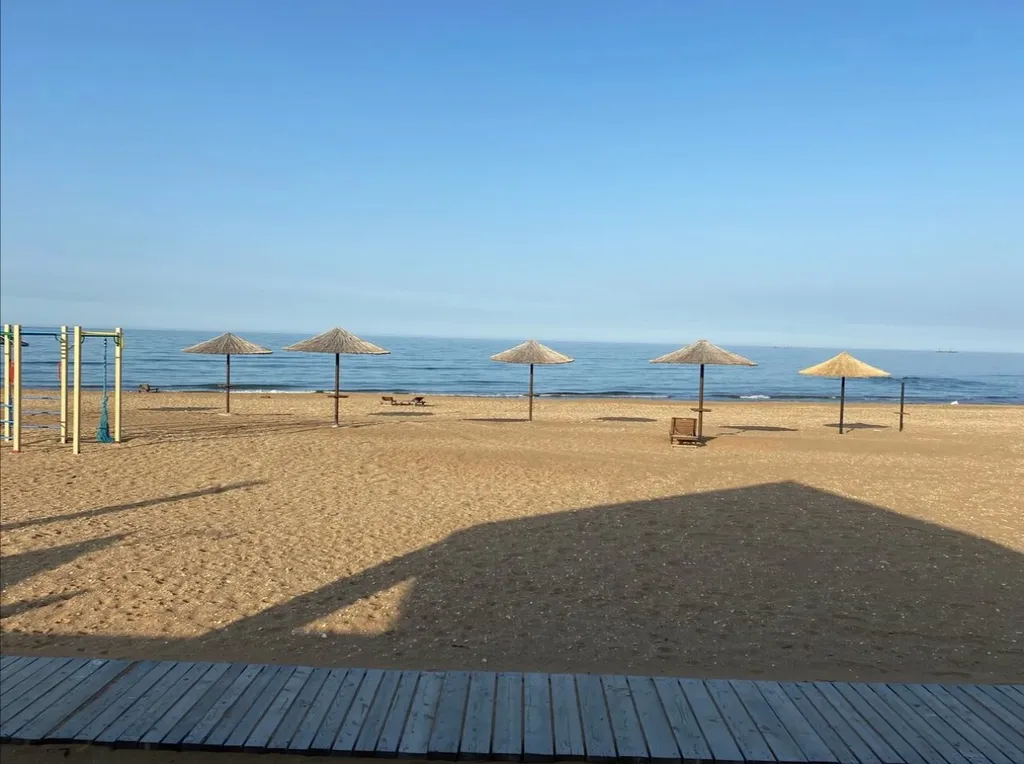 Просторная студия у моря